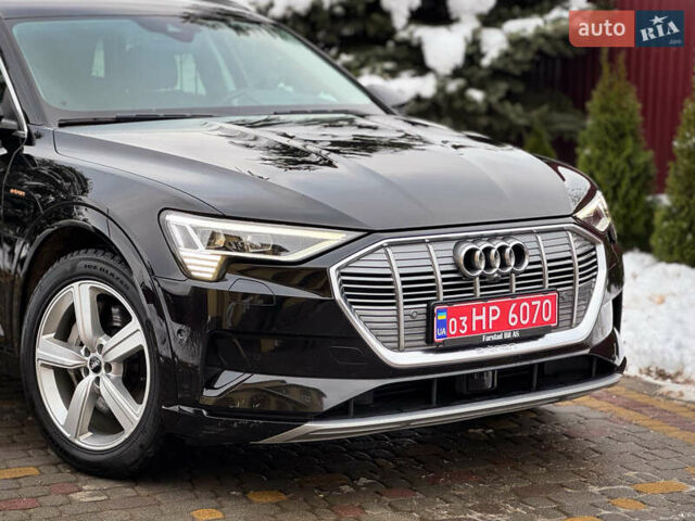 Чорний Ауді E-Tron, об'ємом двигуна 0 л та пробігом 140 тис. км за 26000 $, фото 10 на Automoto.ua