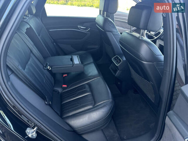 Черный Ауди E-Tron, объемом двигателя 0 л и пробегом 120 тыс. км за 28999 $, фото 29 на Automoto.ua