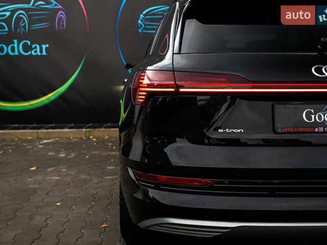 Чорний Ауді E-Tron, об'ємом двигуна 0 л та пробігом 100 тис. км за 31400 $, фото 32 на Automoto.ua
