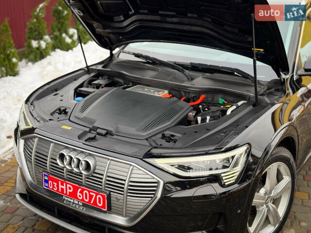 Чорний Ауді E-Tron, об'ємом двигуна 0 л та пробігом 140 тис. км за 26000 $, фото 50 на Automoto.ua