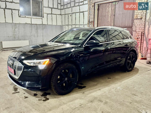 Черный Ауди E-Tron, объемом двигателя 0 л и пробегом 72 тыс. км за 25999 $, фото 14 на Automoto.ua