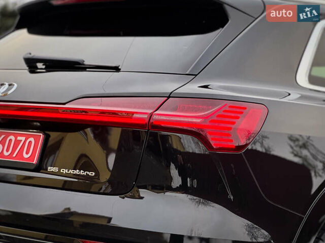Чорний Ауді E-Tron, об'ємом двигуна 0 л та пробігом 140 тис. км за 26000 $, фото 44 на Automoto.ua