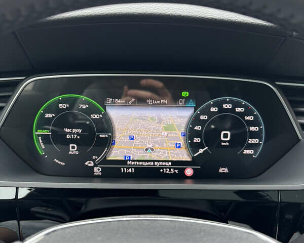 Черный Ауди E-Tron, объемом двигателя 0 л и пробегом 151 тыс. км за 27700 $, фото 31 на Automoto.ua