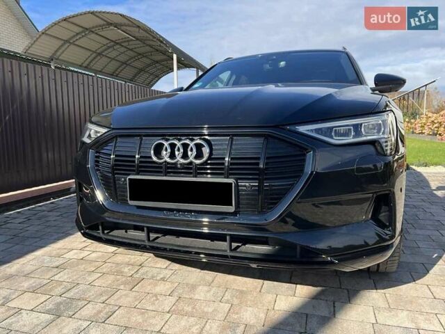 Черный Ауди E-Tron, объемом двигателя 0 л и пробегом 184 тыс. км за 30000 $, фото 1 на Automoto.ua