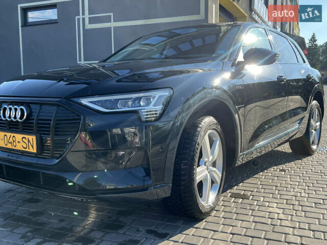 Черный Ауди E-Tron, объемом двигателя 0 л и пробегом 168 тыс. км за 25999 $, фото 18 на Automoto.ua