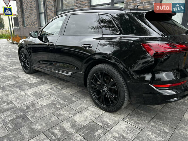 Черный Ауди E-Tron, объемом двигателя 0 л и пробегом 101 тыс. км за 29350 $, фото 16 на Automoto.ua