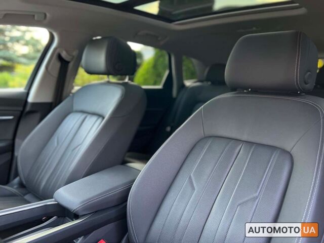 Черный Ауди E-Tron, объемом двигателя 95 л и пробегом 64 тыс. км за 35900 $, фото 24 на Automoto.ua