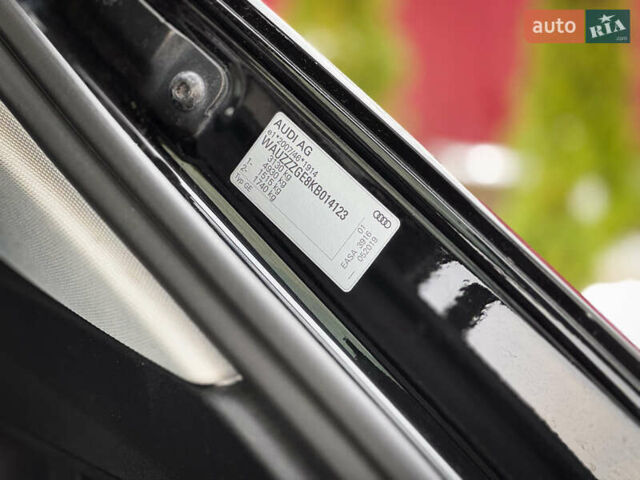 Чорний Ауді E-Tron, об'ємом двигуна 0 л та пробігом 140 тис. км за 26000 $, фото 48 на Automoto.ua