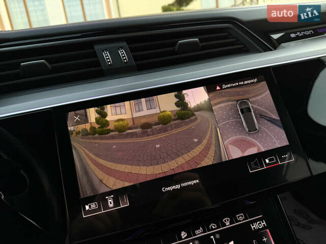 Черный Ауди E-Tron, объемом двигателя 0 л и пробегом 88 тыс. км за 31999 $, фото 92 на Automoto.ua