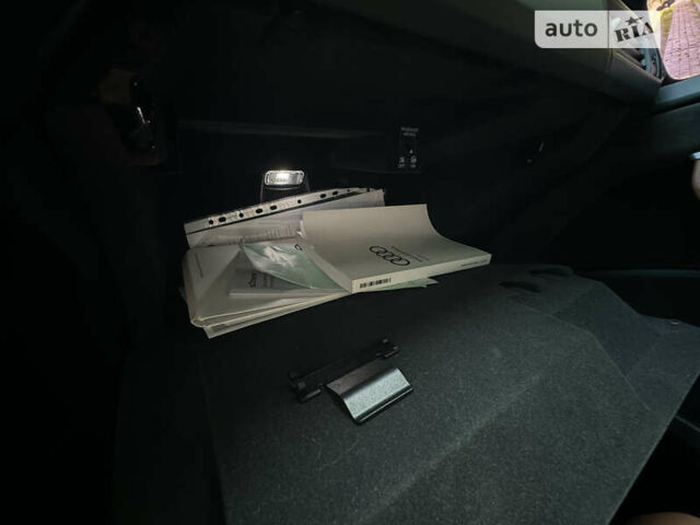 Черный Ауди E-Tron, объемом двигателя 0 л и пробегом 199 тыс. км за 27499 $, фото 38 на Automoto.ua