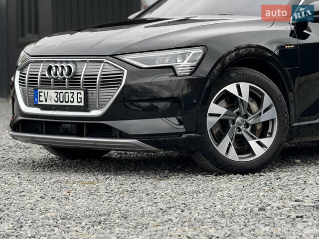 Черный Ауди E-Tron, объемом двигателя 0 л и пробегом 77 тыс. км за 30900 $, фото 4 на Automoto.ua