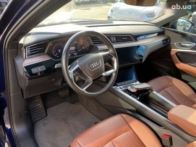 Черный Ауди E-Tron, объемом двигателя 3 л и пробегом 55 тыс. км за 34900 $, фото 10 на Automoto.ua