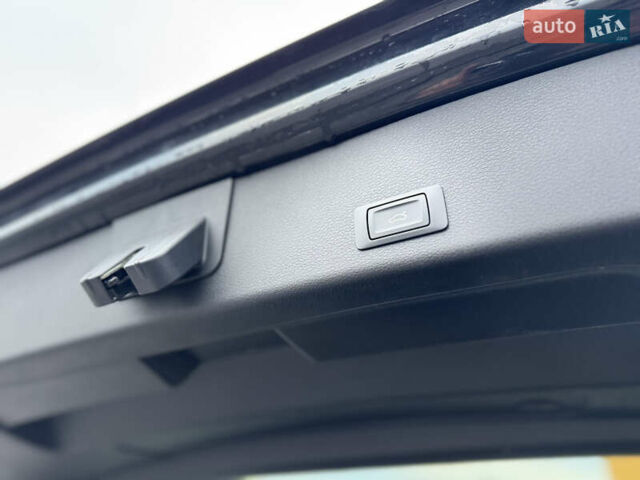 Ауді E-Tron 2019 у Рівному на Automoto.ua Чорний Ауді E-Tron, об'ємом двигуна 0 л та пробігом 220 тис. км за 23500 $, фото 30 на Automoto.ua