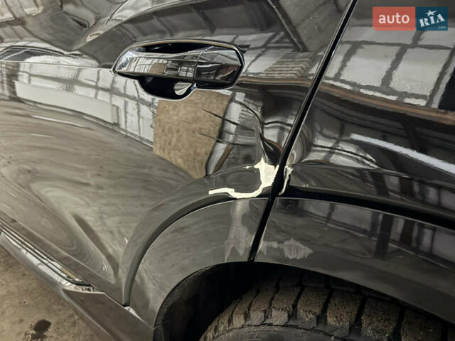 Черный Ауди E-Tron, объемом двигателя 0 л и пробегом 72 тыс. км за 25999 $, фото 11 на Automoto.ua