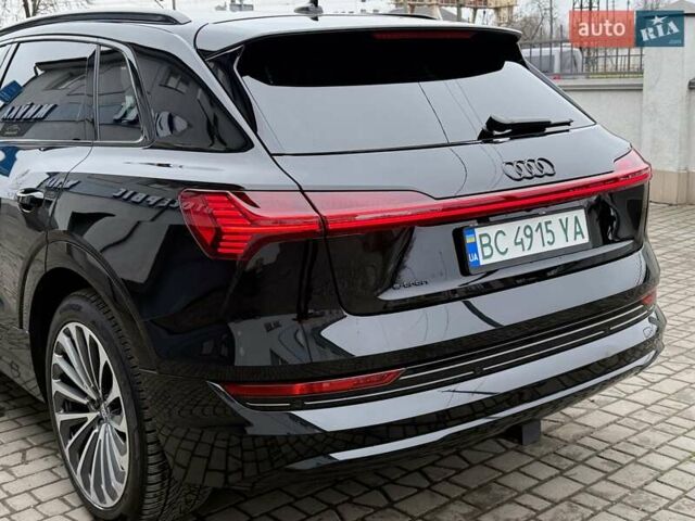 Чорний Ауді E-Tron, об'ємом двигуна 0 л та пробігом 76 тис. км за 31000 $, фото 18 на Automoto.ua