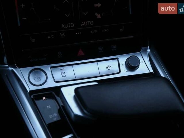 Черный Ауди E-Tron, объемом двигателя 0 л и пробегом 140 тыс. км за 31900 $, фото 20 на Automoto.ua