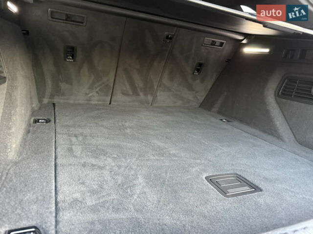 Черный Ауди E-Tron, объемом двигателя 0 л и пробегом 88 тыс. км за 31999 $, фото 99 на Automoto.ua