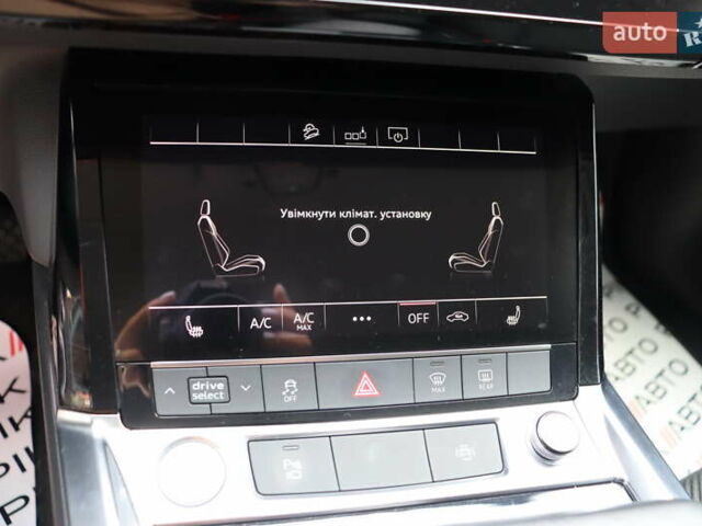 Чорний Ауді E-Tron, об'ємом двигуна 0 л та пробігом 86 тис. км за 29800 $, фото 30 на Automoto.ua