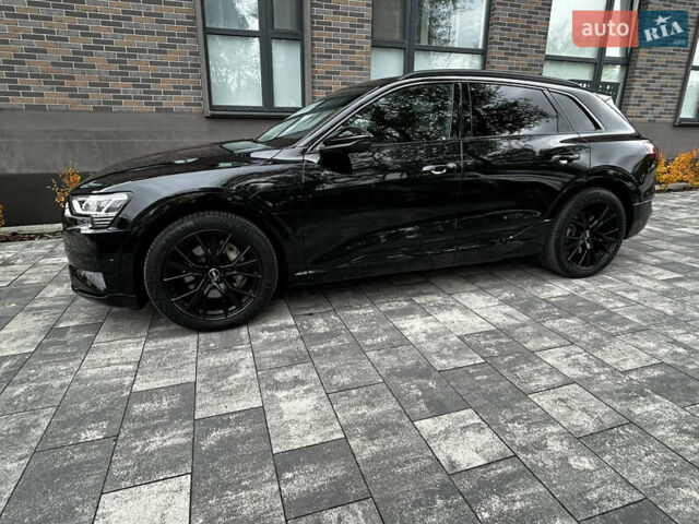 Черный Ауди E-Tron, объемом двигателя 0 л и пробегом 101 тыс. км за 29350 $, фото 8 на Automoto.ua