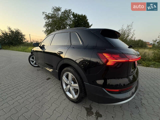 Черный Ауди E-Tron, объемом двигателя 0 л и пробегом 145 тыс. км за 26200 $, фото 8 на Automoto.ua