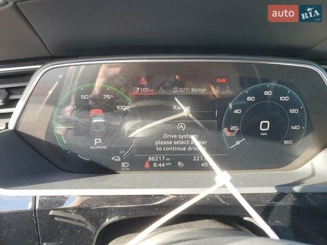 Черный Ауди E-Tron, объемом двигателя 0 л и пробегом 140 тыс. км за 9700 $, фото 8 на Automoto.ua