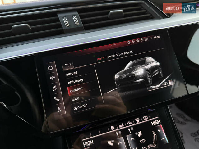 Черный Ауди E-Tron, объемом двигателя 0 л и пробегом 88 тыс. км за 29900 $, фото 85 на Automoto.ua