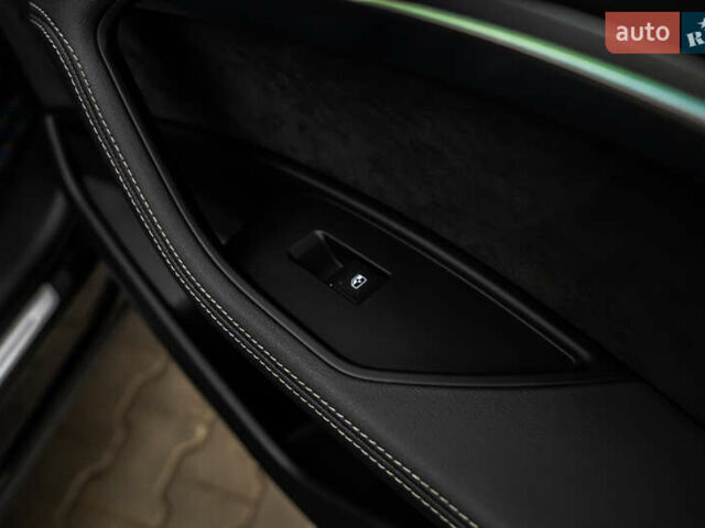 Чорний Ауді E-Tron, об'ємом двигуна 0 л та пробігом 100 тис. км за 31400 $, фото 66 на Automoto.ua