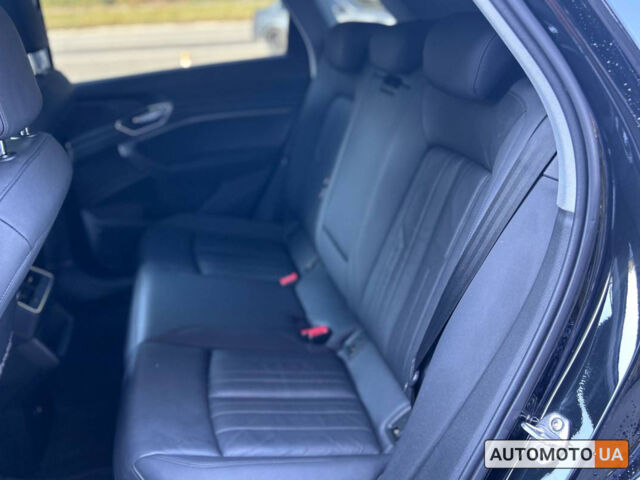 Черный Ауди E-Tron, объемом двигателя 95 л и пробегом 173 тыс. км за 28000 $, фото 14 на Automoto.ua