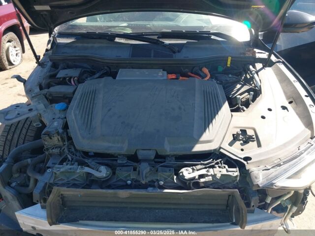 Черный Ауди E-Tron, объемом двигателя 0 л и пробегом 96 тыс. км за 18900 $, фото 10 на Automoto.ua