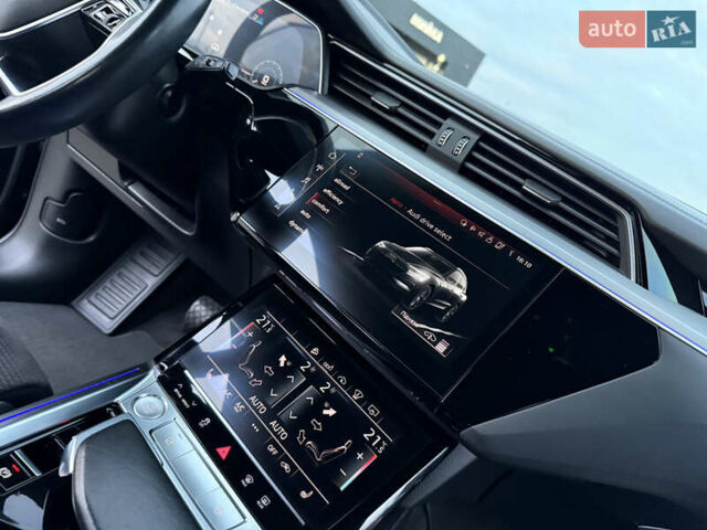 Черный Ауди E-Tron, объемом двигателя 0 л и пробегом 88 тыс. км за 29999 $, фото 85 на Automoto.ua