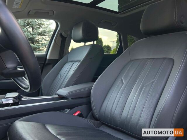 Черный Ауди E-Tron, объемом двигателя 95 л и пробегом 64 тыс. км за 35900 $, фото 22 на Automoto.ua