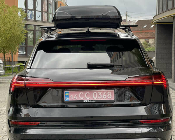 Черный Ауди E-Tron, объемом двигателя 0 л и пробегом 114 тыс. км за 28900 $, фото 5 на Automoto.ua