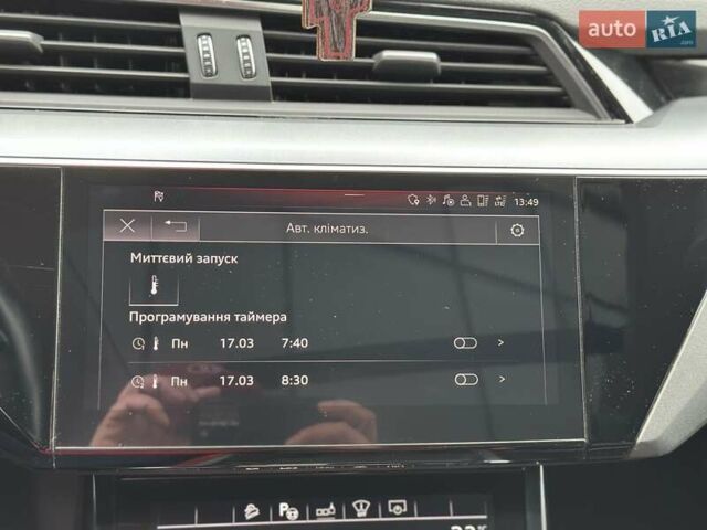 Черный Ауди E-Tron, объемом двигателя 0 л и пробегом 85 тыс. км за 31500 $, фото 37 на Automoto.ua