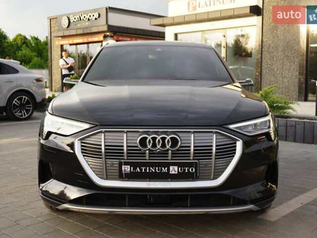 Черный Ауди E-Tron, объемом двигателя 0 л и пробегом 50 тыс. км за 31900 $, фото 26 на Automoto.ua