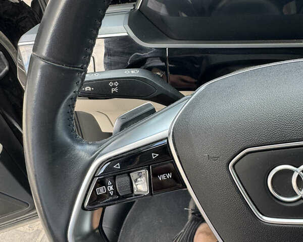 Черный Ауди E-Tron, объемом двигателя 0 л и пробегом 199 тыс. км за 27800 $, фото 6 на Automoto.ua