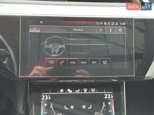 Черный Ауди E-Tron, объемом двигателя 0 л и пробегом 85 тыс. км за 31500 $, фото 36 на Automoto.ua