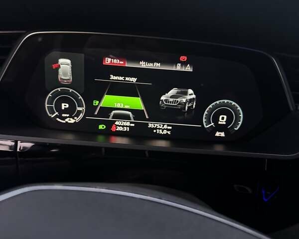 Черный Ауди E-Tron, объемом двигателя 0 л и пробегом 40 тыс. км за 37900 $, фото 39 на Automoto.ua