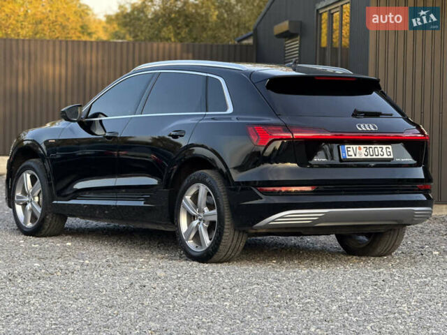Черный Ауди E-Tron, объемом двигателя 0 л и пробегом 76 тыс. км за 30450 $, фото 18 на Automoto.ua