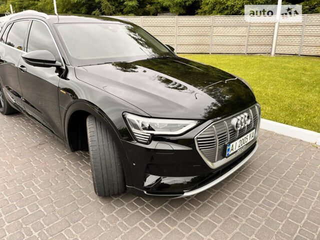 Чорний Ауді E-Tron, об'ємом двигуна 0 л та пробігом 75 тис. км за 49999 $, фото 2 на Automoto.ua