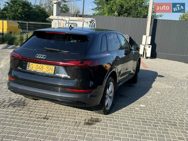 Черный Ауди E-Tron, объемом двигателя 0 л и пробегом 168 тыс. км за 25999 $, фото 24 на Automoto.ua