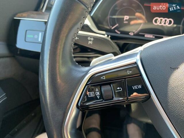 Черный Ауди E-Tron, объемом двигателя 0 л и пробегом 65 тыс. км за 29900 $, фото 39 на Automoto.ua