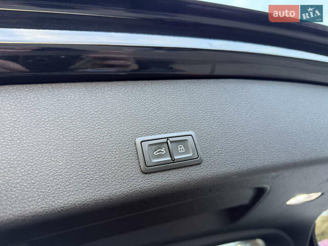 Черный Ауди E-Tron, объемом двигателя 0 л и пробегом 88 тыс. км за 29999 $, фото 103 на Automoto.ua