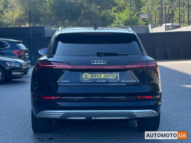 Черный Ауди E-Tron, объемом двигателя 95 л и пробегом 173 тыс. км за 28000 $, фото 4 на Automoto.ua