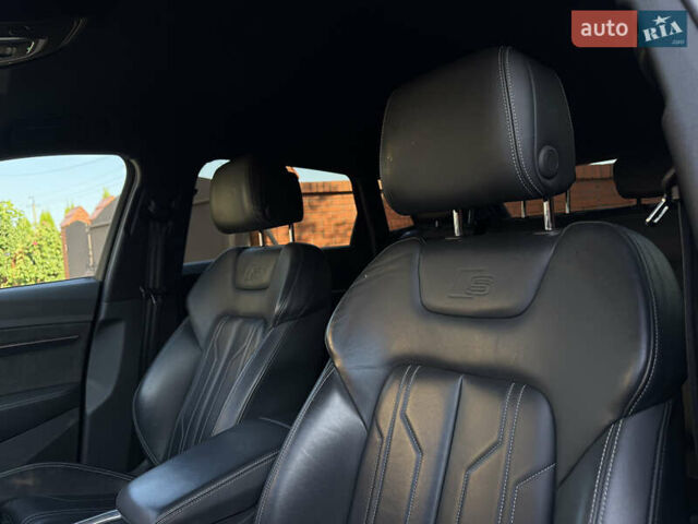 Чорний Ауді E-Tron, об'ємом двигуна 0 л та пробігом 99 тис. км за 28300 $, фото 8 на Automoto.ua