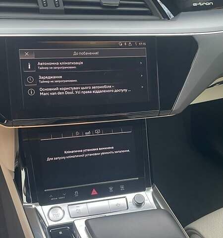Чорний Ауді E-Tron, об'ємом двигуна 0 л та пробігом 137 тис. км за 27500 $, фото 13 на Automoto.ua