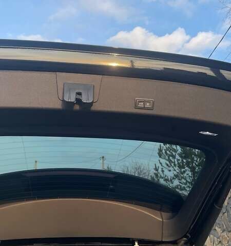 Чорний Ауді E-Tron, об'ємом двигуна 0 л та пробігом 137 тис. км за 27500 $, фото 10 на Automoto.ua