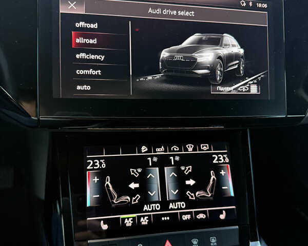 Черный Ауди E-Tron, объемом двигателя 0 л и пробегом 77 тыс. км за 30900 $, фото 41 на Automoto.ua