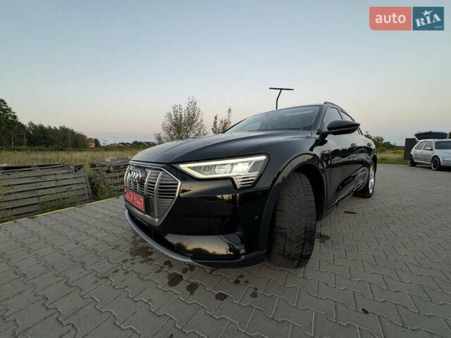 Черный Ауди E-Tron, объемом двигателя 0 л и пробегом 145 тыс. км за 26200 $, фото 5 на Automoto.ua