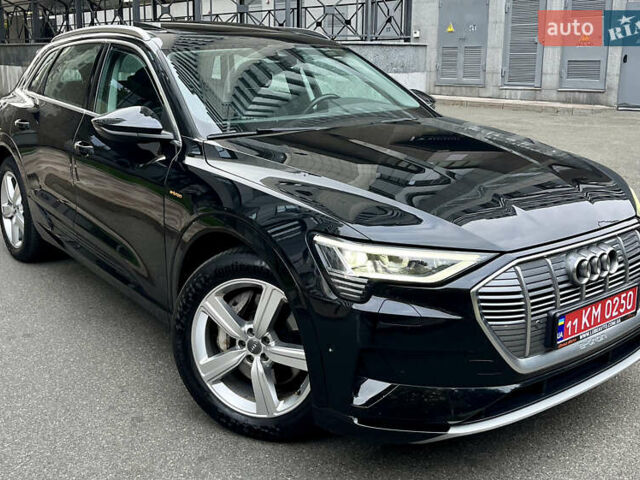 Чорний Ауді E-Tron, об'ємом двигуна 0 л та пробігом 204 тис. км за 21900 $, фото 1 на Automoto.ua