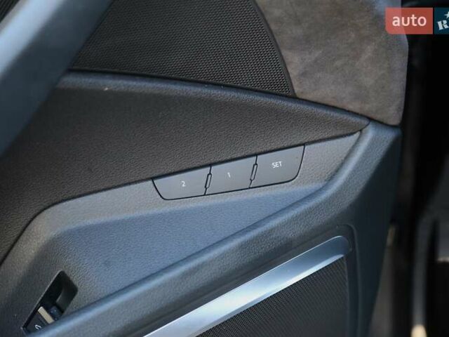 Черный Ауди E-Tron, объемом двигателя 0 л и пробегом 140 тыс. км за 31900 $, фото 25 на Automoto.ua